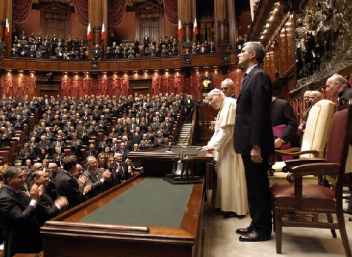 La visita di Giovanni Paolo II al Parlamento italiano La visita di Giovanni Paolo II al Parlamento italiano