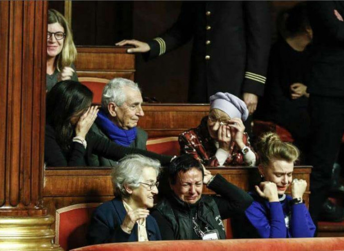 Le lacrime di Emma Bonino oggi in Senato