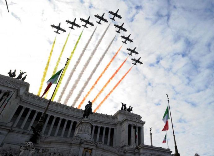 Frecce tricolori Frecce tricolori