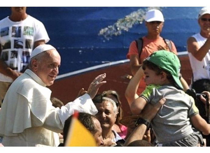 Papa Francesco a Lampedusa Papa Francesco a Lampedusa