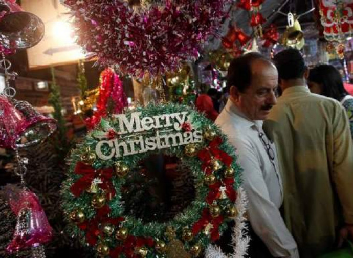 Immagini Di Natale Cristiane.I Cristiani In Pakistan Hanno Celebrato Il Natale Protetti Da Misure Di Sicurezza Eccezionali La Nuova Bussola Quotidiana