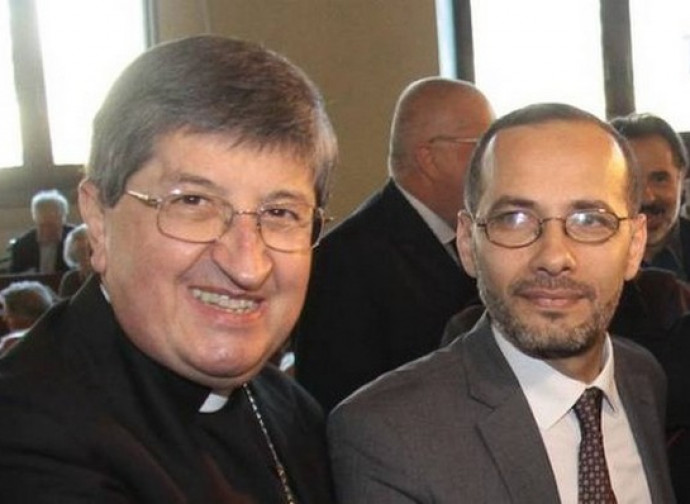L'arcivescovo Betori con l'imam di Firenze L'arcivescovo Betori con l'imam di Firenze