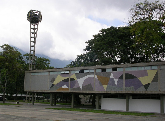 Caracas, Città Studi Caracas, Città Studi