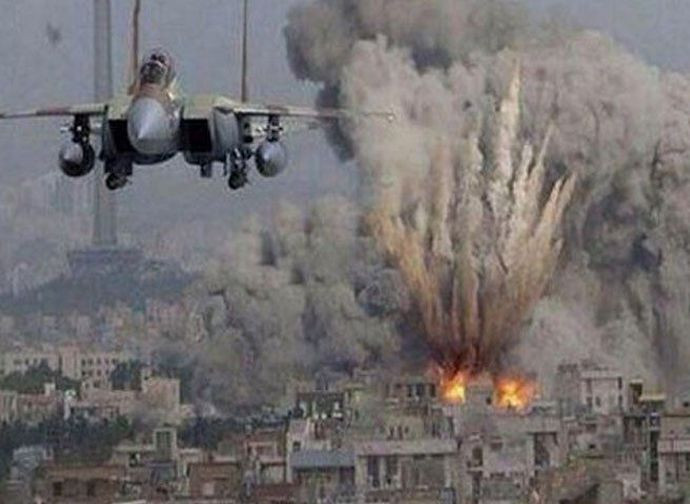Esplosioni in Siria, causati dagli attacchi israeliani Esplosioni in Siria, causati dagli attacchi israeliani