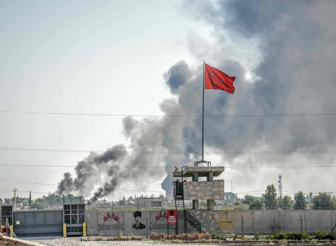 Bombardamenti turchi contro i curdi in Siria Bombardamenti turchi contro i curdi in Siria